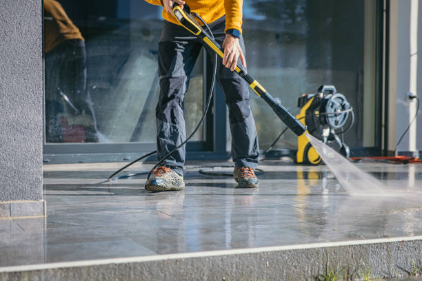Best Factory Floor Cleaning  in Lincoln City, OR